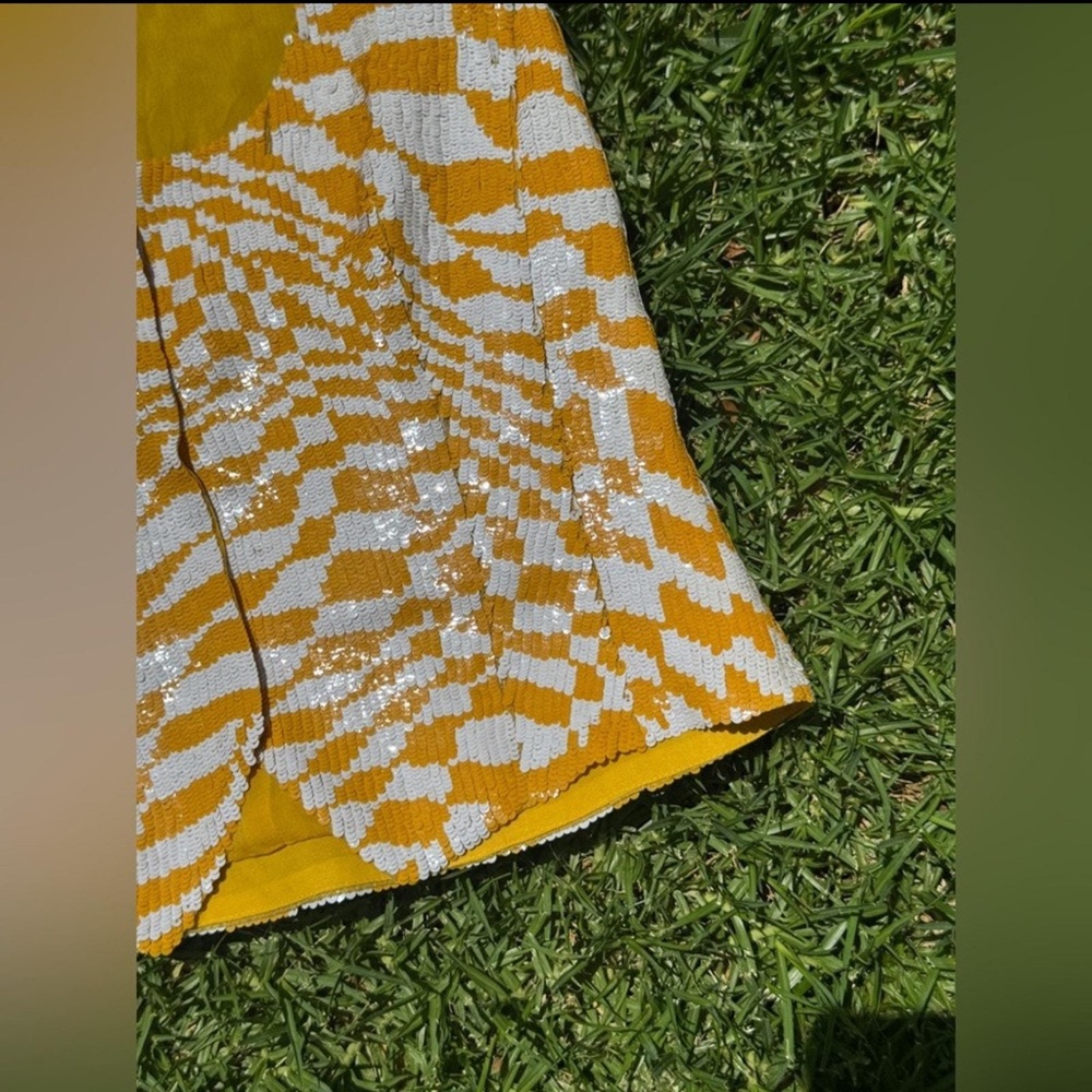 Rena Lange Yellow and White Geometric Blouse - Picture 2 of 8
